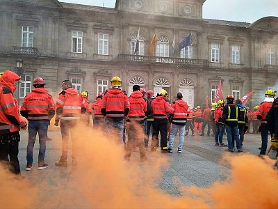 2017-12-29 ProtestaBombeirosComarcaisPontevedra08.jpeg